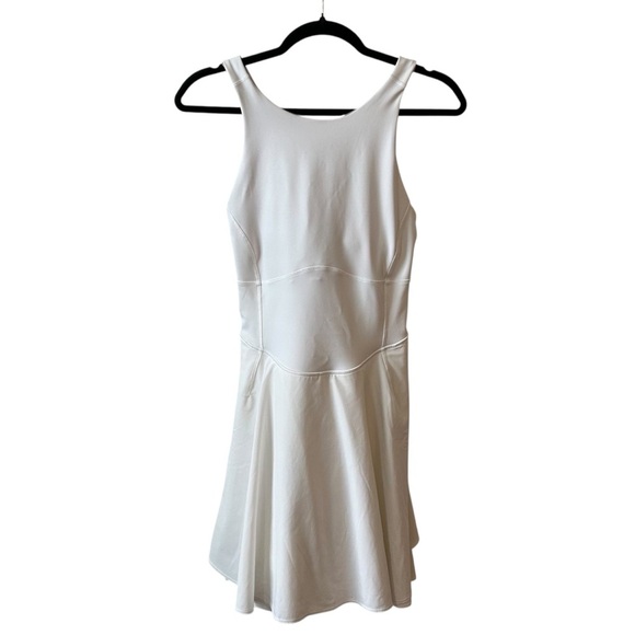 Lululemon Court Crush Dress Women’s SZ 10 in White - Picture 2 of 7